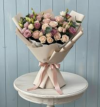 Букет цветов из:  Розы и Лизиантусы в Вольно-Надеждинское