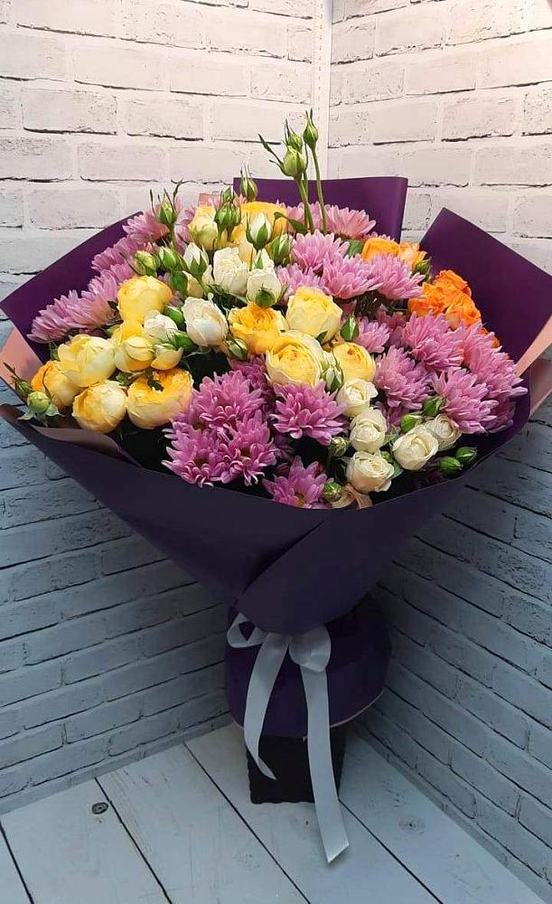 Букет цветов из: Хризантемы и Розы в Вольно-Надеждинское