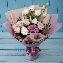 Букет цветов из:  Розы и Лизиантусы в Вольно-Надеждинское