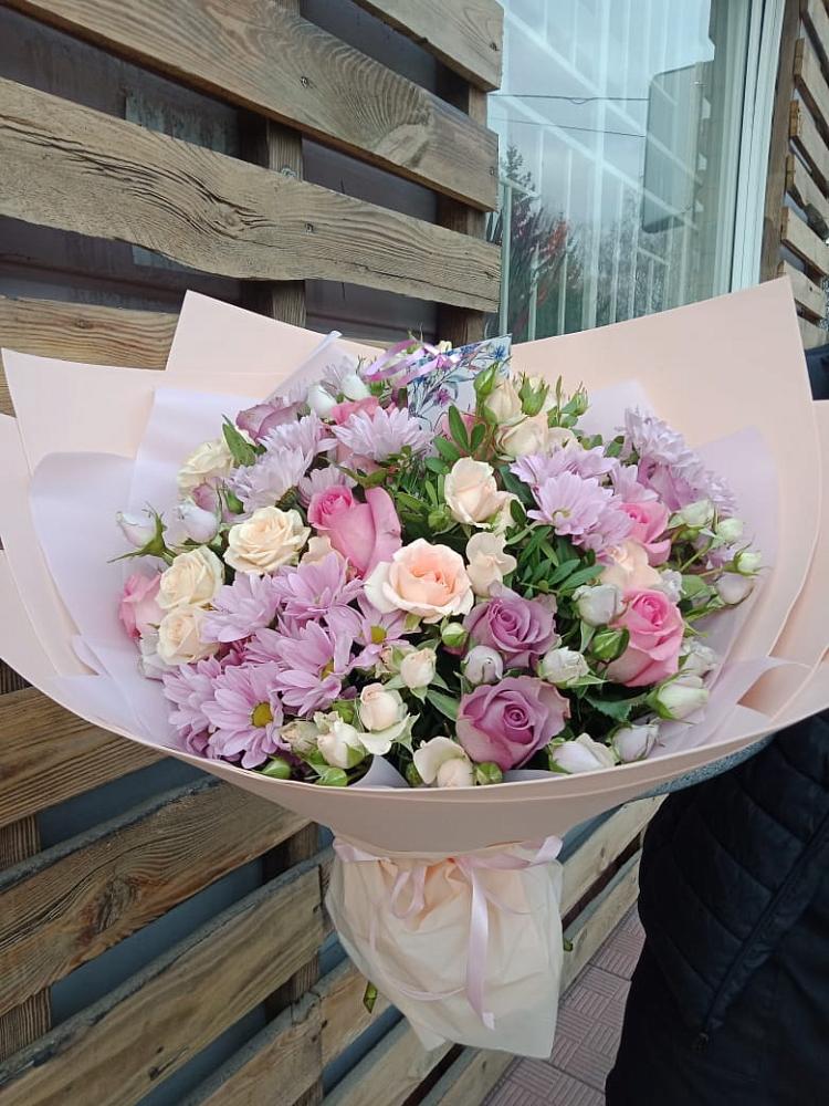 Букет цветов из: Розы и Хризантемы в Вольно-Надеждинское