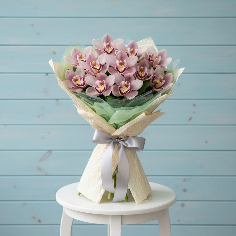 Букет цветов из: Орхидеи и Розы в Вольно-Надеждинское