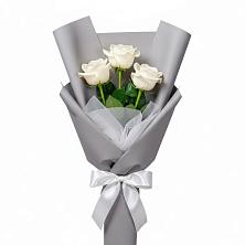 Букет 3 белые розы в Вольно-Надеждинское