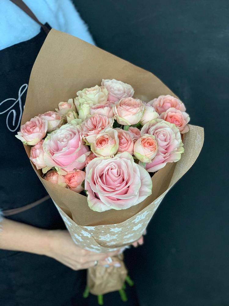 Букет цветов из: Хризантемы и Розы в Вольно-Надеждинское