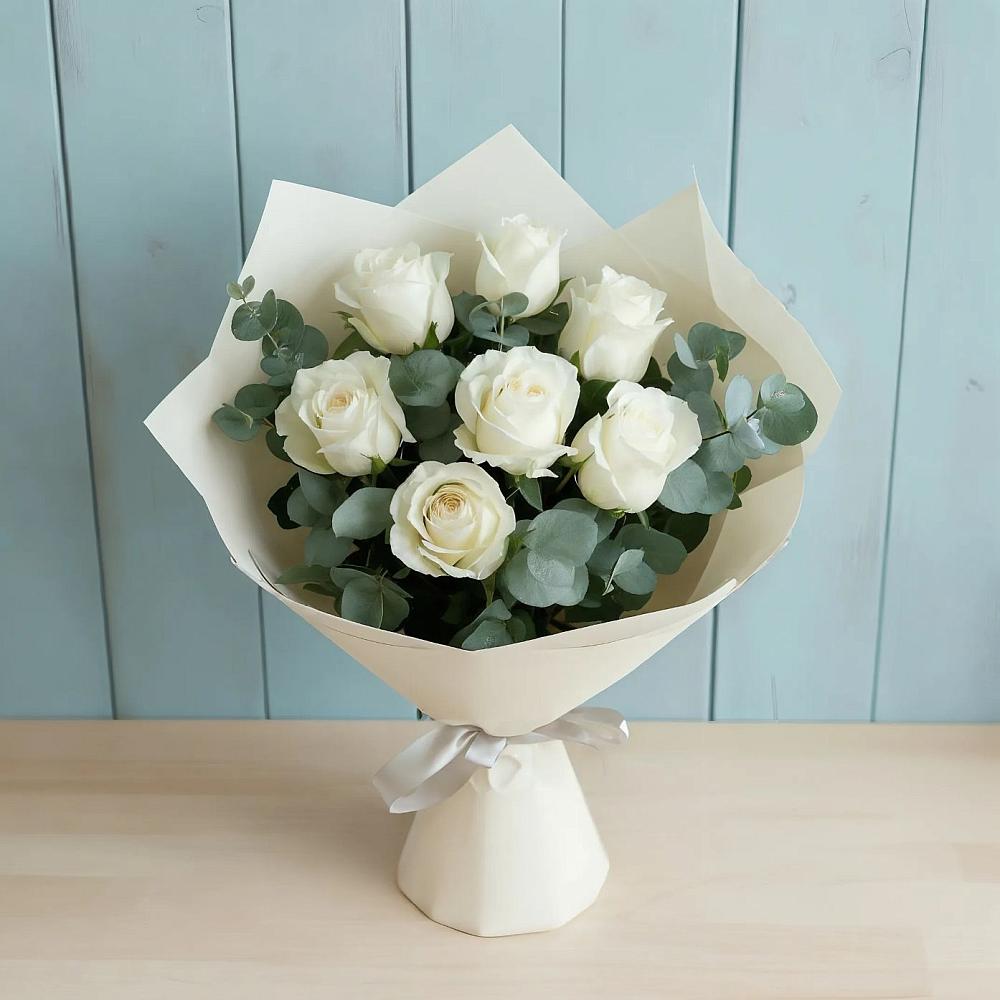 Букет Белые розы в Эвкалипте в Вольно-Надеждинское