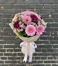 Букет цветов из:  Герберы и Хризантемы в Вольно-Надеждинское