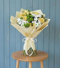 Букет цветов из:  Хризантемы и Розы в Вольно-Надеждинское