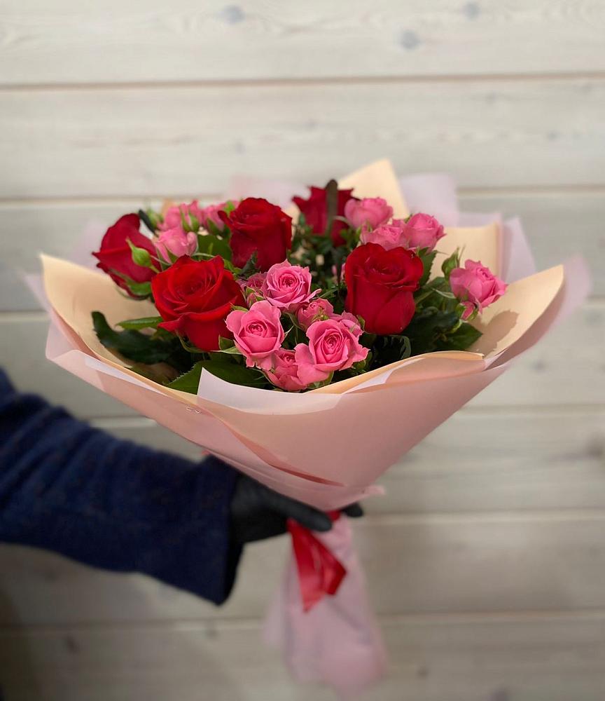 Букет цветов из: Розы в Вольно-Надеждинское