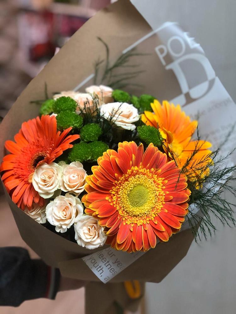 Букет цветов из: Герберы, Хризантемы и Розы в Вольно-Надеждинское