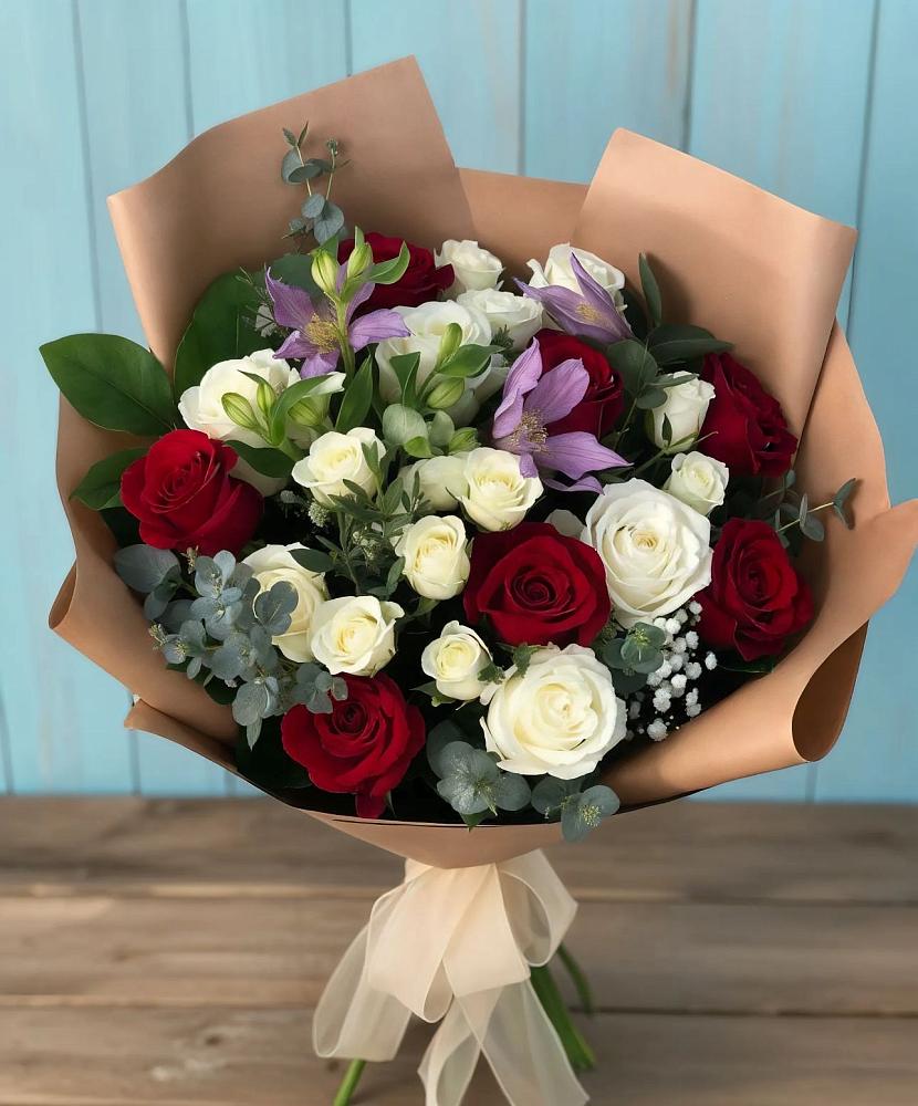 Букет цветов из: Розы и Альстромерии в Вольно-Надеждинское
